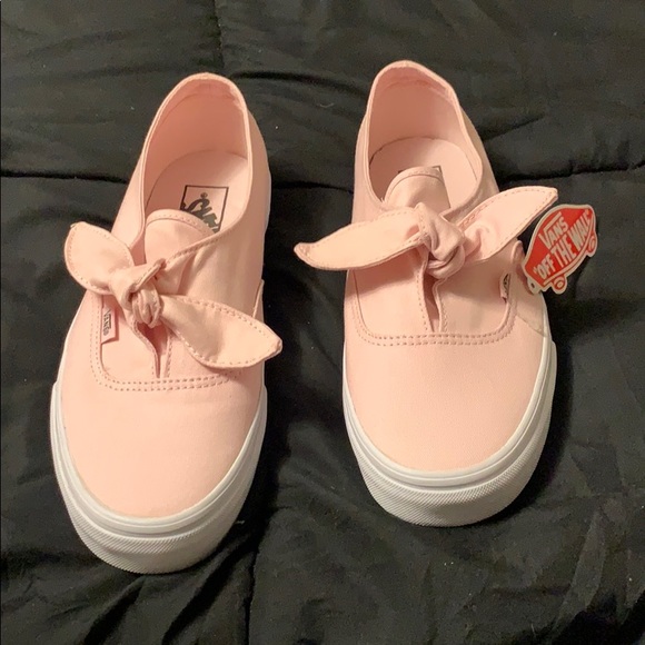 pink bow vans